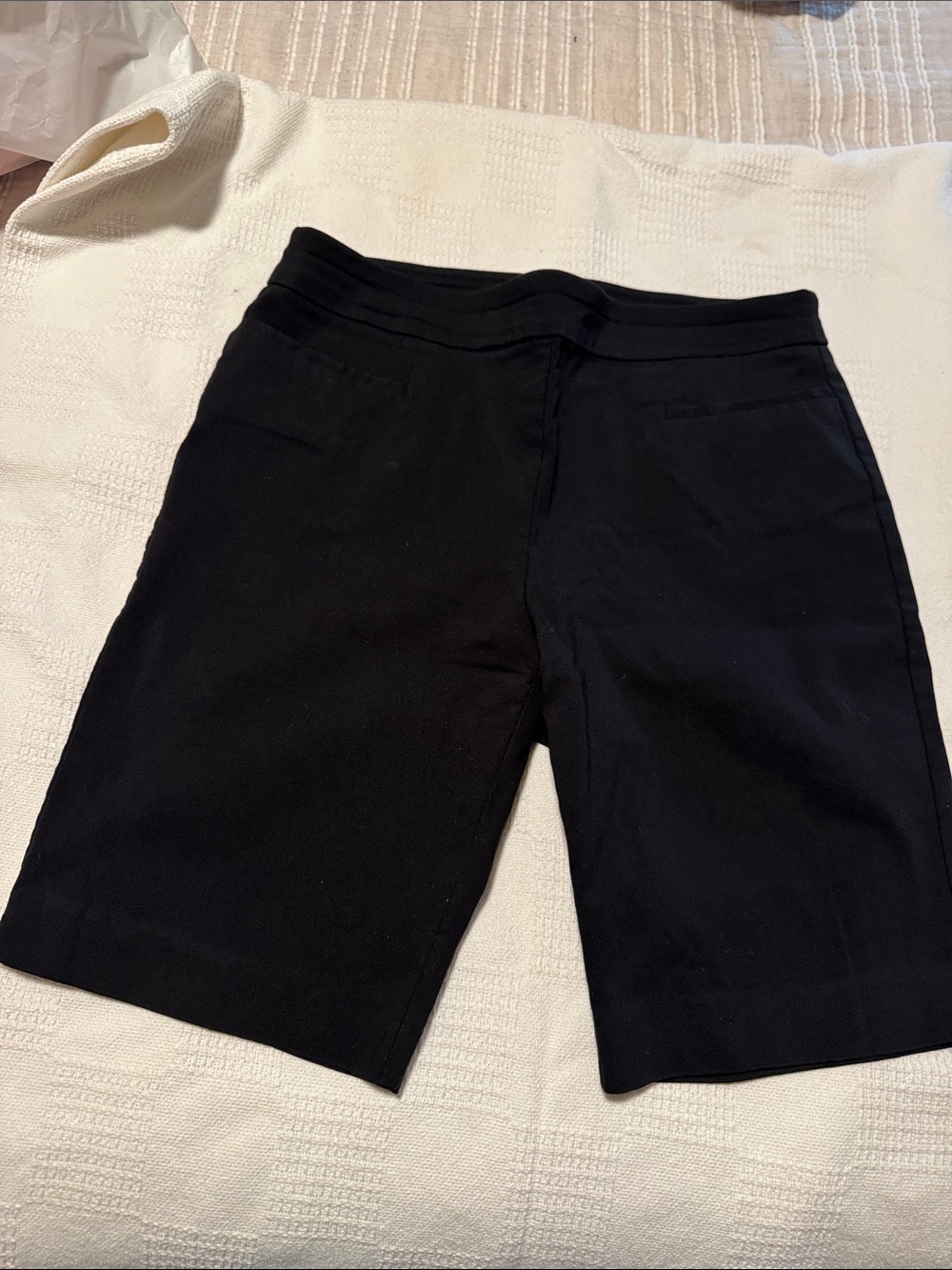 Time and Tru Black Pull-On Bermuda Shorts